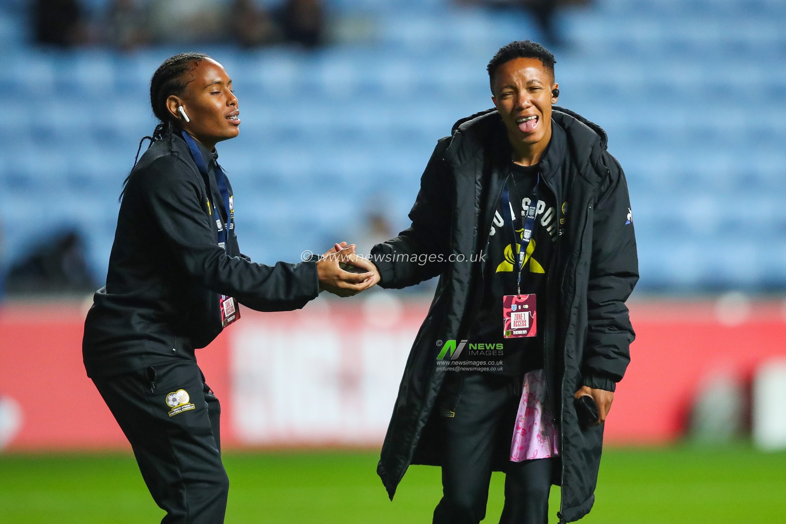 The South African National team arrive at Coventry Building Society Arena prior to the Women's International Friendly match England Women vs South Africa Women at Coventry Building Society Arena, Coventry, United Kingdom, 29th October 2024

(Photo by Izzy Poles/News Images)