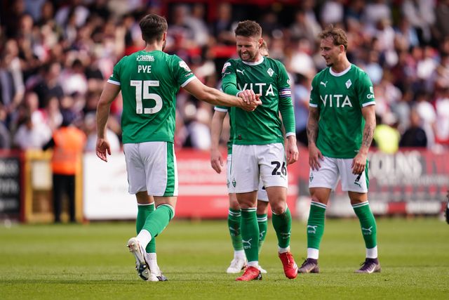 Stockport county players celebrate first leg win during the Sky Bet League One Playoffs Semi-Final match Stevenage vs Stockport County at Lamex Stadium, Stevenage, United Kingdom on 09 May 2026

(Photo by Harvey Murphy/News Images)
