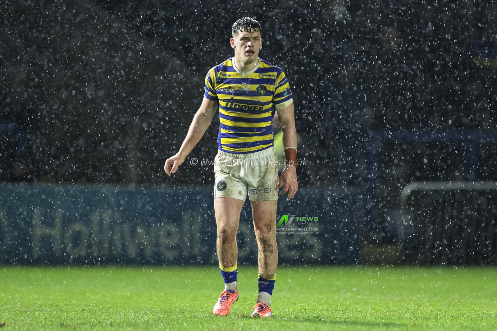 Josh Thewlis of Warrington Wolves during the Pre Season match Warrington Wolves vs Leigh Leopards at Halliwell Jones Stadium, Warrington, United Kingdom, 30th January 2026

(Photo by Mark Cosgrove/News Images)