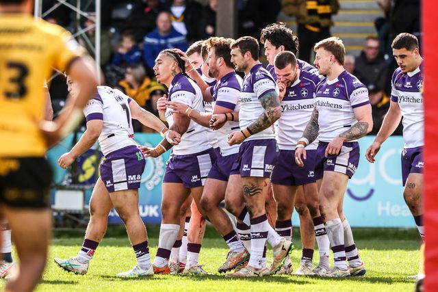 Tyson Smoothy of Wakefield Trinity celebrates his try during the Betfred Super League round 7 match Castleford Tigers vs Wakefield Trinity at OneBore Stadium, Castleford, Untied Kingdom on 05 April 2026

(Photo by Alfie Cosgrove/News Images)
