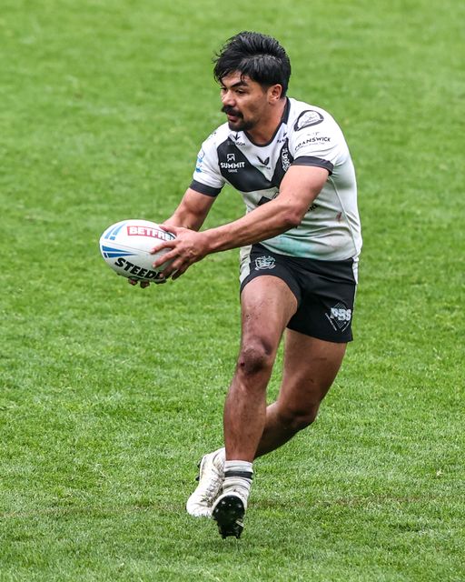 James Bell of Hull FC breaks with the ball during the Betfred Super League round 10 match Hull FC vs Toulouse Olympique at MKM Stadium, Hull, United Kingdom on 03 May 2026

(Photo by Alfie Cosgrove/News Images)