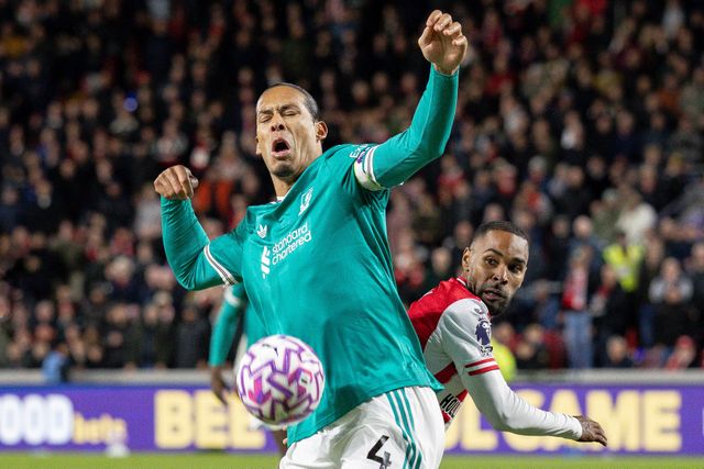 Virgil van Dijk of Liverpool controls the ball during the Premier League match Brentford vs Liverpool at The Gtech Community Stadium, London, United Kingdom, 25th October 2025

(Photo by Ian Stephen/News Images)