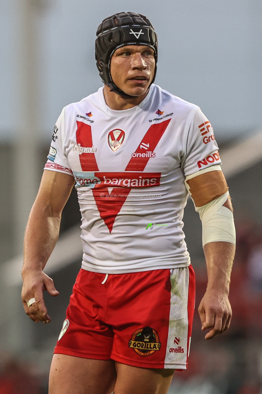 Harry Robertson of St. Helens during the Betfred Super League round 15 match St Helens vs Leeds Rhinos at Totally Wicked Stadium, St Helens, United Kingdom, 20th June 2025

(Photo by Alfie Cosgrove/News Images)