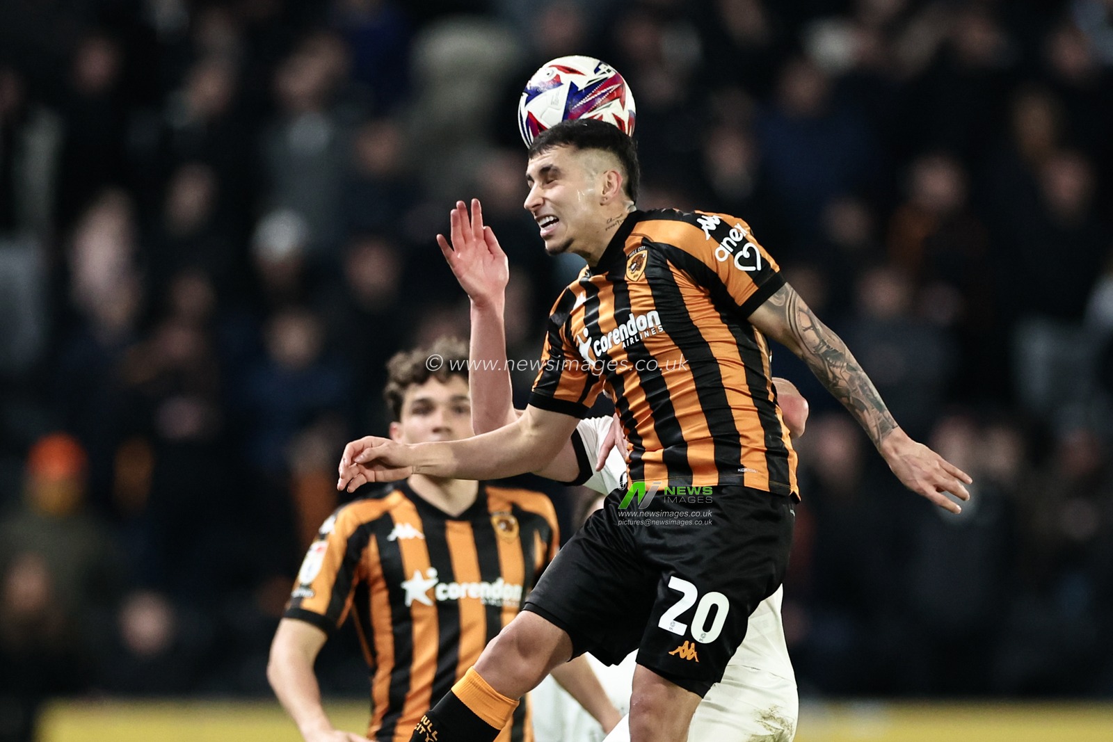 Gustavo Puerta of Hull City jumps up to win the high ball during the Sky Bet Championship match Hull City vs Plymouth Argyle at MKM Stadium, Hull, United Kingdom, 4th March 2025

(Photo by Mark Cosgrove/News Images)