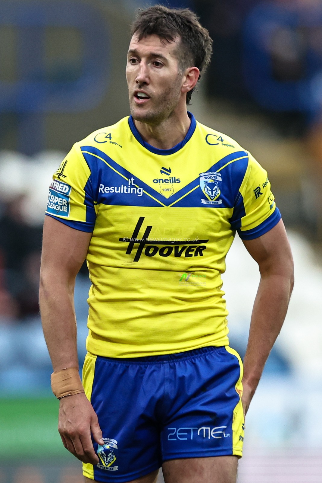Stefan Ratchford of Warrington Wolves during the Betfred Super League Round 1 match Huddersfield Giants vs Warrington Wolves at John Smith's Stadium, Huddersfield, United Kingdom, 16th February 2025

(Photo by Mark Cosgrove/News Images)