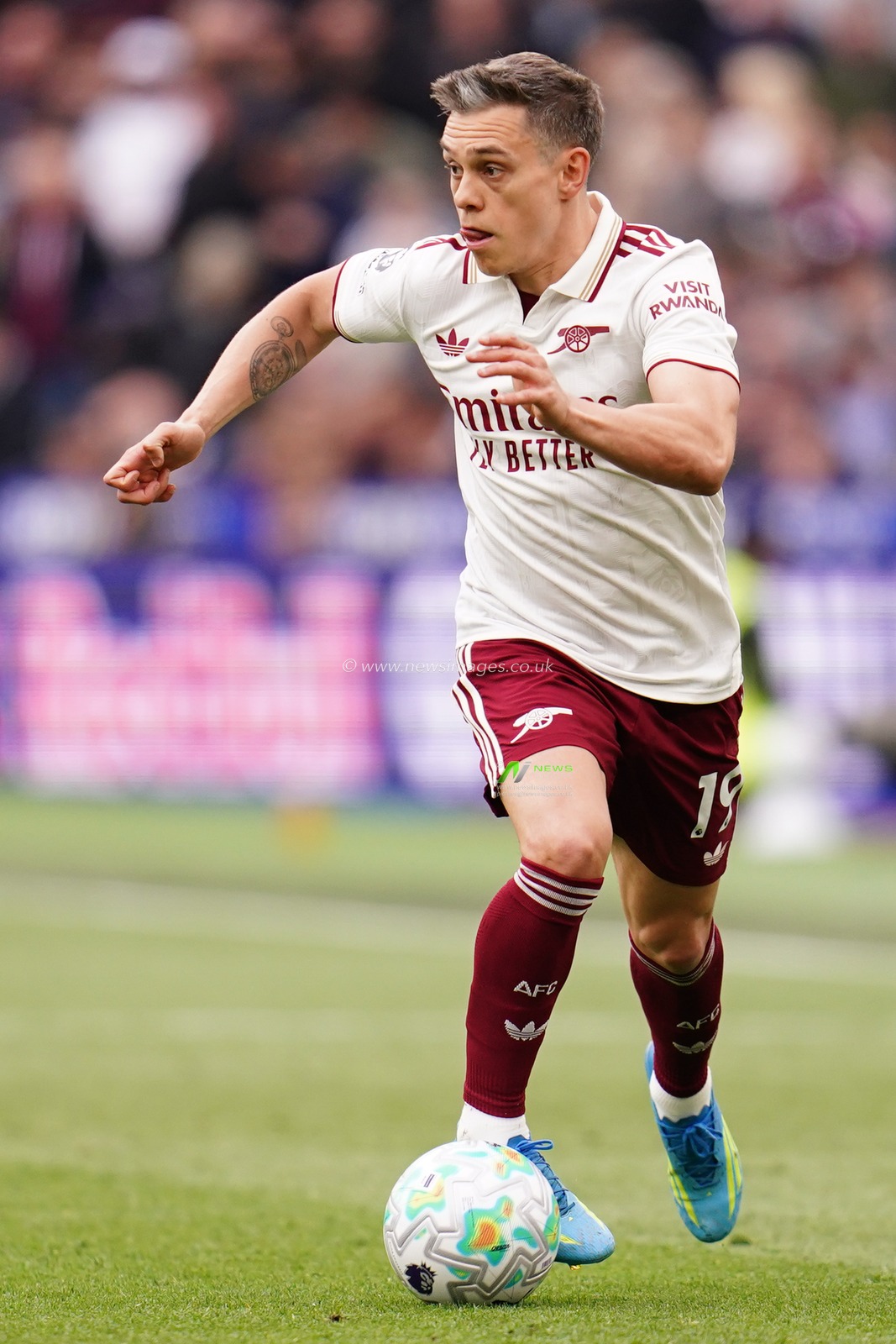 Leandro Trossard of Arsenal with the ball during the Premier League match West Ham United vs Arsenal at London Stadium, London, United Kingdom on 10 May 2026

(Photo by Harvey Murphy/News Images)
