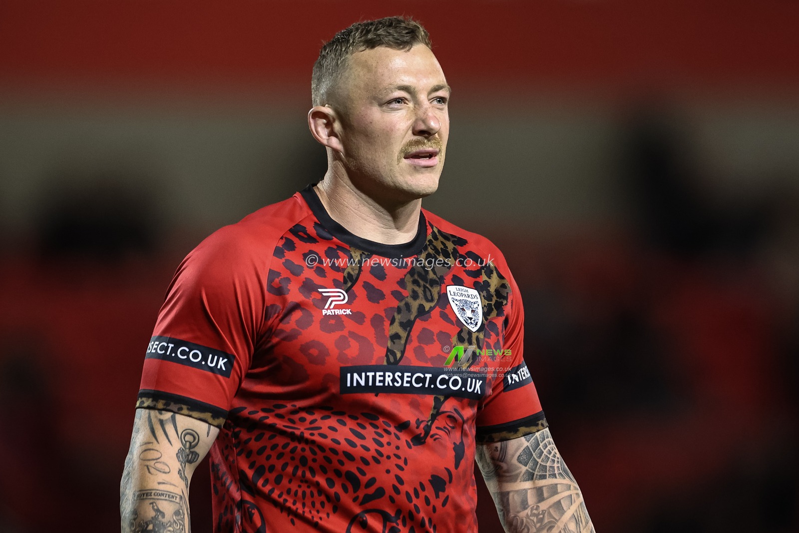 Josh Charnley of Leigh Leopards in the pre-game warm up during the Betfred Super League play-off Eliminator 1 Salford Red Devils v Leigh Leopards at Salford Community Stadium, Eccles, United Kingdom, 27th September 2024

(Photo by Mark Cosgrove/News Images)