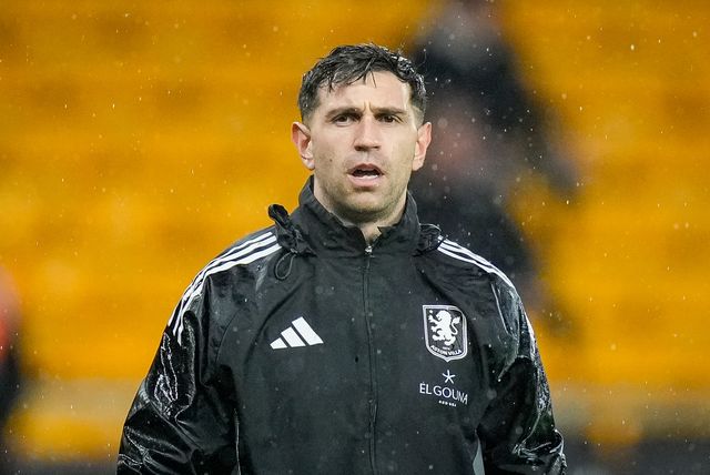 Emiliano Martínez of Aston Villain the pregame warmup session  during the Premier League match Wolverhampton Wanderers vs Aston Villa at Molineux, Wolverhampton, United Kingdom on 27 February 2026

(Photo by Maynard Manyowa/News Images)