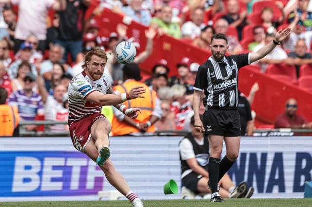 Adam Keighran of Wigan Warriors coverts his own try during the Betfred Challenge Cup Final match Wigan Warriors vs Hull KR at Wembley Stadium, London, United Kingdom on 30 May 2026

(Photo by Mark Cosgrove/News Images)