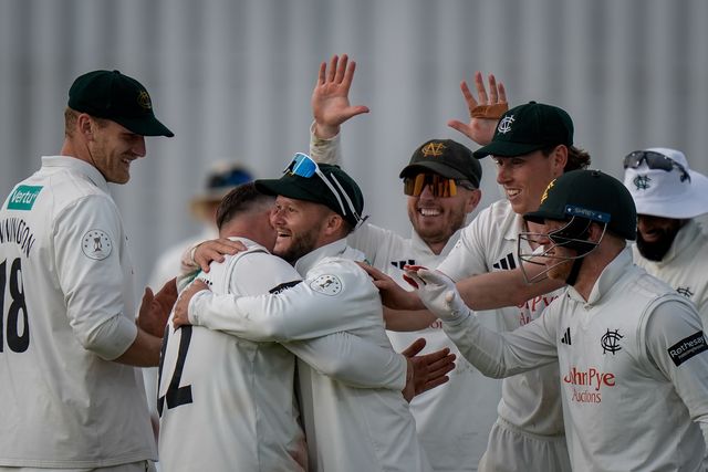 Liam Patterson-White celebrates the wicket of Jonathan Tattersall with Ben Duckett, and other team matesduring the County Championship Division One day 3 Leicestershire vs Nottinghamshire at Grace Road, Leicester, United Kingdom on 03 May 2026

(Photo by Maynard Manyowa/News Images)