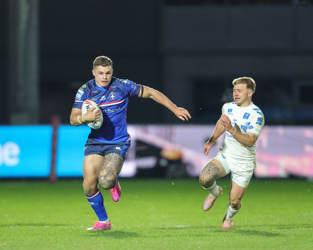 Cameron Scott of Wakefield Trinity breaks with the ball during the Betfred Super League Round 1 match Wakefield Trinity vs Toulouse Olympique at DIY Kitchens Stadium, Wakefield, United Kingdom on 14 February 2026

(Photo by Richard Bierton/News Images)