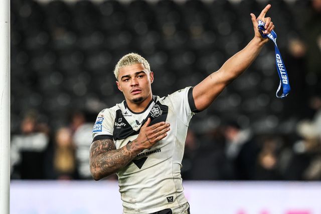 Will Pryce of Hull FC celebrates the win with the fans during the Betfred Super League round 1 match Hull FC vs Bradford Bulls at MKM Stadium, Hull, United Kingdom on 14 February 2026

(Photo by Alfie Cosgrove/News Images)