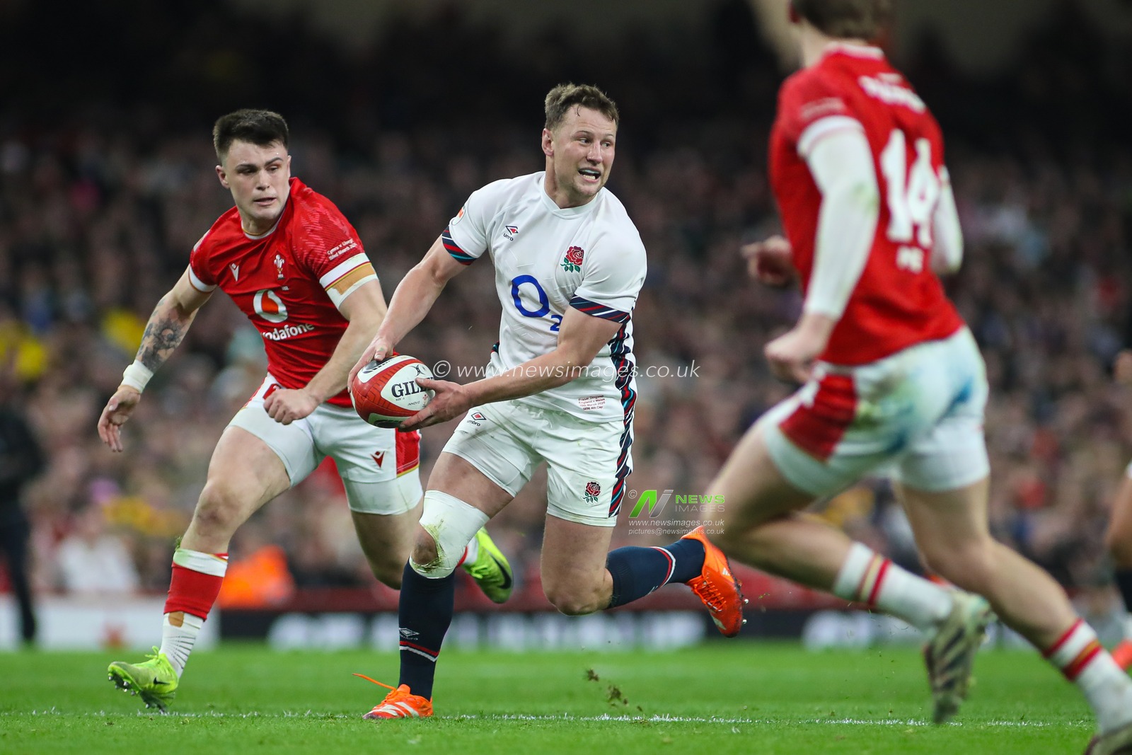 Fraser Dingwall of England during the 2025 Guinness 6 Nations match Wales vs England at Principality Stadium, Cardiff, United Kingdom, 15th March 2025

(Photo by Andrew Lewis/News Images)
