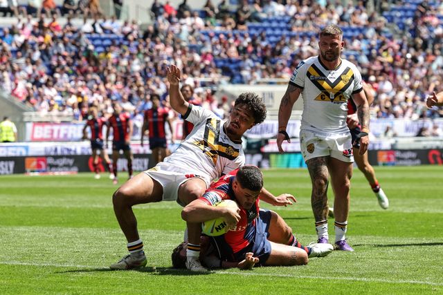 Caleb Hamlin-Uele of Wakefield Trinity goes over for a try during the Betfred Super League Magic Weekend match Wakefield Trinity vs Castleford Tigers at Hill Dickinson Stadium, Liverpool, United Kingdom on 05 July 2026

(Photo by Mark Cosgrove/News Images)