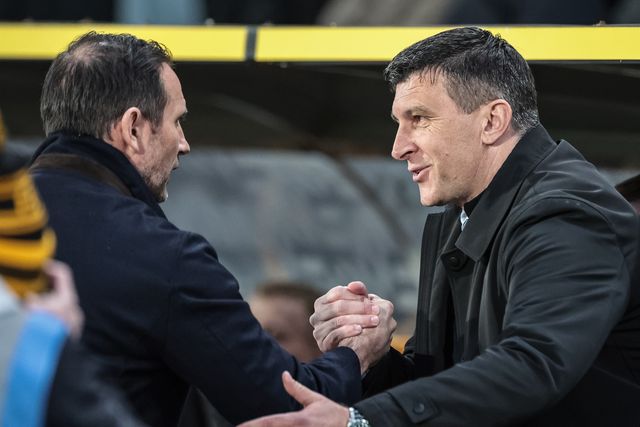 Sergej Jakirovi manager of Hull City shakes hands with Frank Lampard manager of Coventry City during the Sky Bet Championship match Hull City vs Coventry City at MKM Stadium, Hull, United Kingdom on 06 April 2026

(Photo by Mark Cosgrove/News Images)