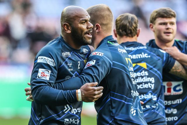 Maika Sivo of Leeds Rhinos in the pre-game warm up during the Betfred Super League round 11 match Wigan Warriors vs Leeds Rhinos at The Brick Community Stadium, Wigan, United Kingdom on 15 May 2026

(Photo by Alfie Cosgrove/News Images)