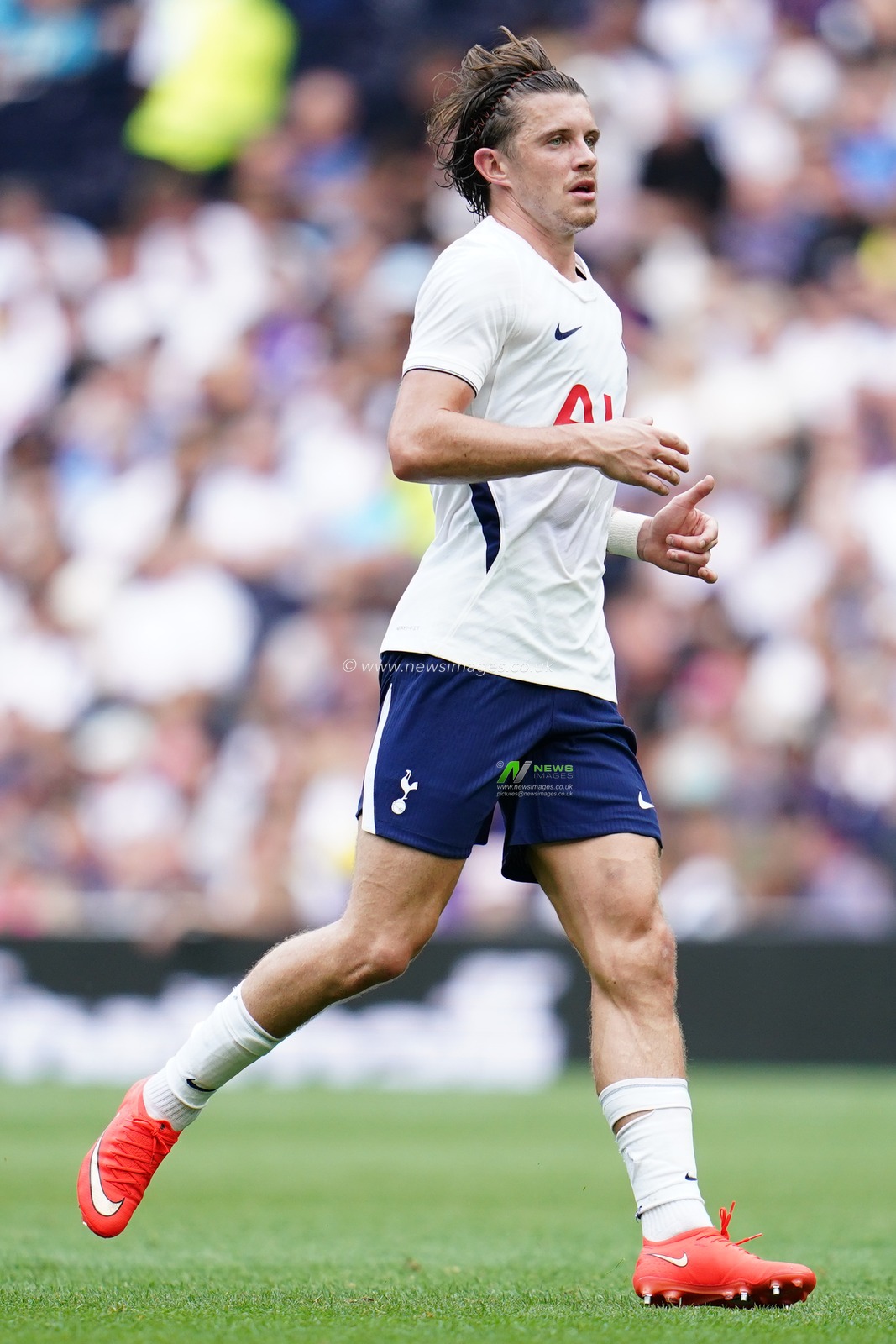 Conor Gallagher of Tottenham Hotspur during the pre-season friendly match Tottenham Hotspur vs Hoffenheim at Tottenham Hotspur Stadium, London, United Kingdom on 15 August 2026

(Photo by Harvey Murphy/News Images)