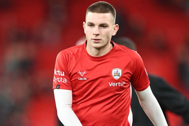 Jonathan Bland of Barnsley in the pregame warmup session during the Emirates FA Cup Third Round match Liverpool vs Barnsley at Anfield, Liverpool, United Kingdom, 12th January 2026

(Photo by Alfie Cosgrove/News Images)