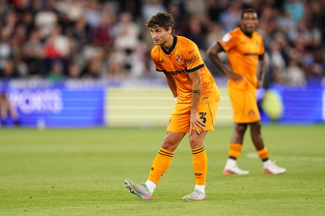 Hugo Bueno of Wolverhampton Wanderers during the Sky Bet Championship match West Ham United vs Wolverhampton Wanderers at London Stadium, London, United Kingdom on 01 September 2026

(Photo by Harvey Murphy/News Images)