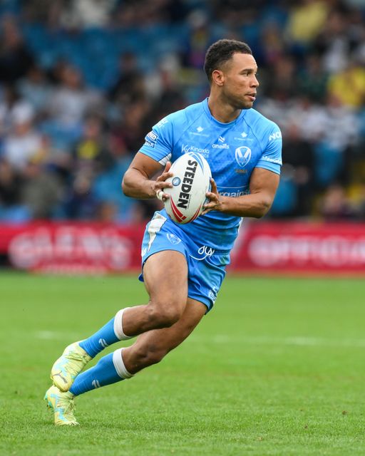 Moses Mbye of St. Helens makes a break during the Magic Weekend match Wigan Warriors vs St Helens at Elland Road, Leeds, United Kingdom, 17th August 2024

(Photo by Craig Thomas/News Images)