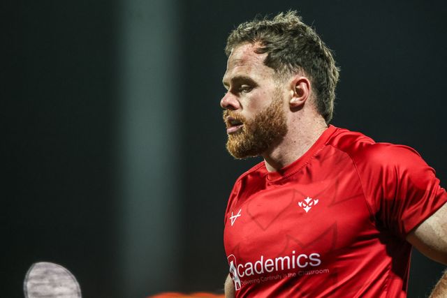 Joe Burgess of Hull KR in the pre-game warm up during the Betfred Super League round 6 match Hull KR vs St Helens at Sewell Group Craven Park, Hull, United Kingdom on 27 March 2026

(Photo by Alfie Cosgrove/News Images)