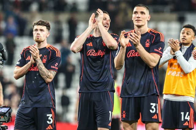 Chris Wood of Nottingham Forest applauds the fans after the game during the Premier League match Sunderland vs Nottingham Forest at Stadium Of Light, Sunderland, United Kingdom on 24 April 2026

(Photo by Alfie Cosgrove/News Images)