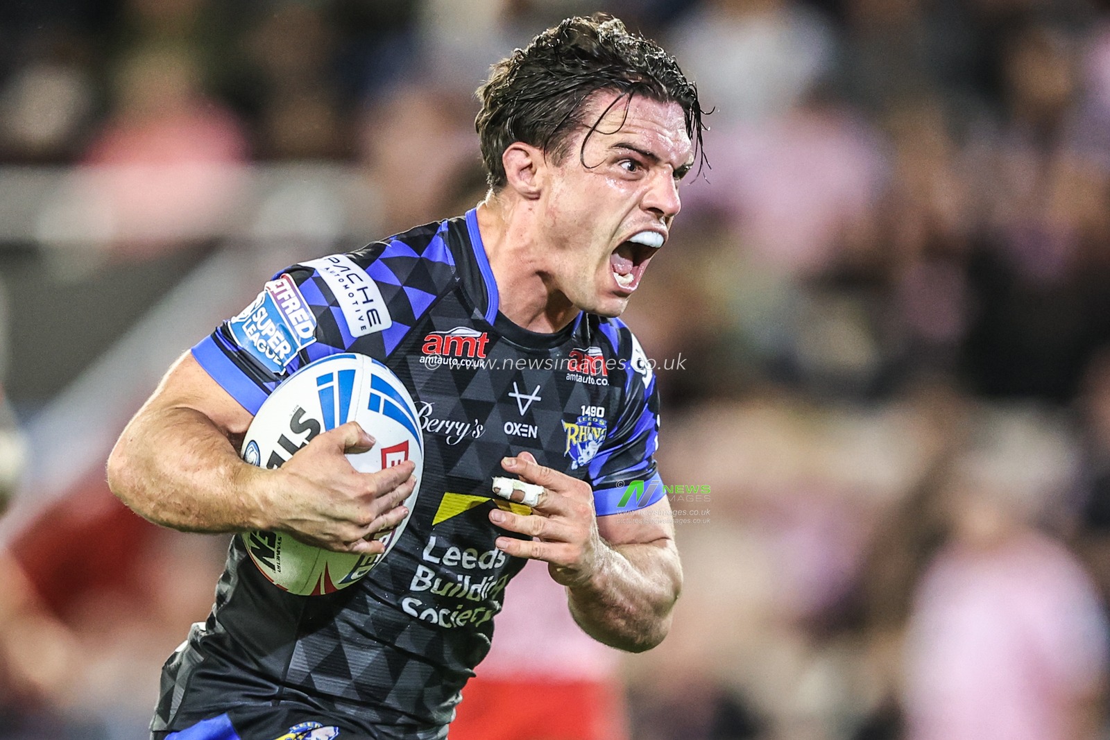 Brodie Croft of Leeds Rhinos celebrates as he goes over for a try in the final minutes of the game during the Betfred Super League round 21 match Leigh Leopards vs Leeds Rhinos at Leigh Sports Village, Leigh, United Kingdom, 7th August 2025

(Photo by Alfie Cosgrove/News Images)