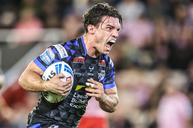 Brodie Croft of Leeds Rhinos celebrates as he goes over for a try in the final minutes of the game during the Betfred Super League round 21 match Leigh Leopards vs Leeds Rhinos at Leigh Sports Village, Leigh, United Kingdom, 7th August 2025

(Photo by Alfie Cosgrove/News Images)
