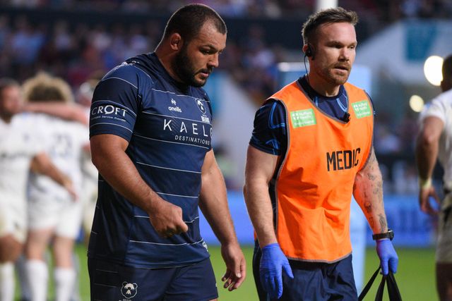 Ellis Genge of Bristol Bears leaves the pitch with an injury during the Gallagher Premiership match Bristol Bears vs Bath at Ashton Gate, Bristol, United Kingdom on 29 May 2026

(Photo by Alex Williamson/News Images)