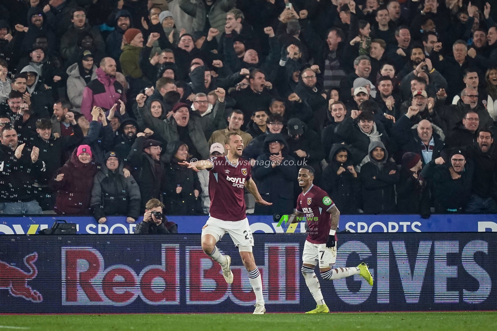 Tomas Soucek of West Ham United celebrates his goal to make it  1-0 during the Premier League match West Ham United vs Manchester United at London Stadium, London, United Kingdom on 10 February 2026

(Photo by Maynard Manyowa/News Images)