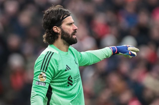 Alisson Becker of Liverpool gives his team instructions during the Premier League match Liverpool vs Wolverhampton Wanderers at Anfield, Liverpool, United Kingdom, 27th December 2025

(Photo by Mark Cosgrove/News Images)

*** GER AUT SUI OUT ***