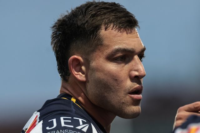Nick Čotrić of Catalans Dragons during the Betfred Super League round 11 match Wakefield Trinity vs Catalans Dragons at DIY Kitchens Stadium, Wakefield, United Kingdom on 15 May 2026

(Photo by Mark Cosgrove/News Images)