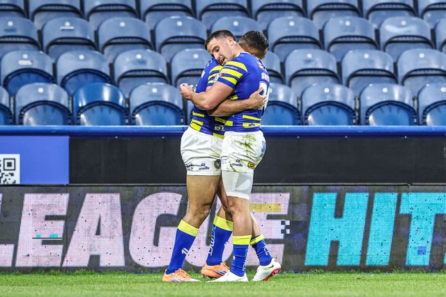 Albert Hopoate of Warrington Wolves celebrates his try during the Betfred Super League round 10 match Huddersfield Giants vs Warrington Wolves at Accu Stadium, Huddersfield, United Kingdom on 02 May 2026

(Photo by Alfie Cosgrove/News Images)
