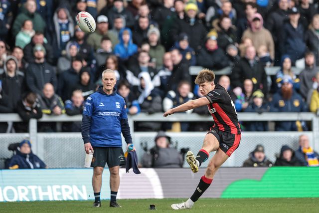 Ewan Irwin of Warrington Wolves converts for a goal during the Betfred Super League round 6 match Leeds Rhinos vs Warrington Wolves at AMT Headingley Stadium, Leeds, United Kingdom on 29 March 2026

(Photo by Mark Cosgrove/News Images)