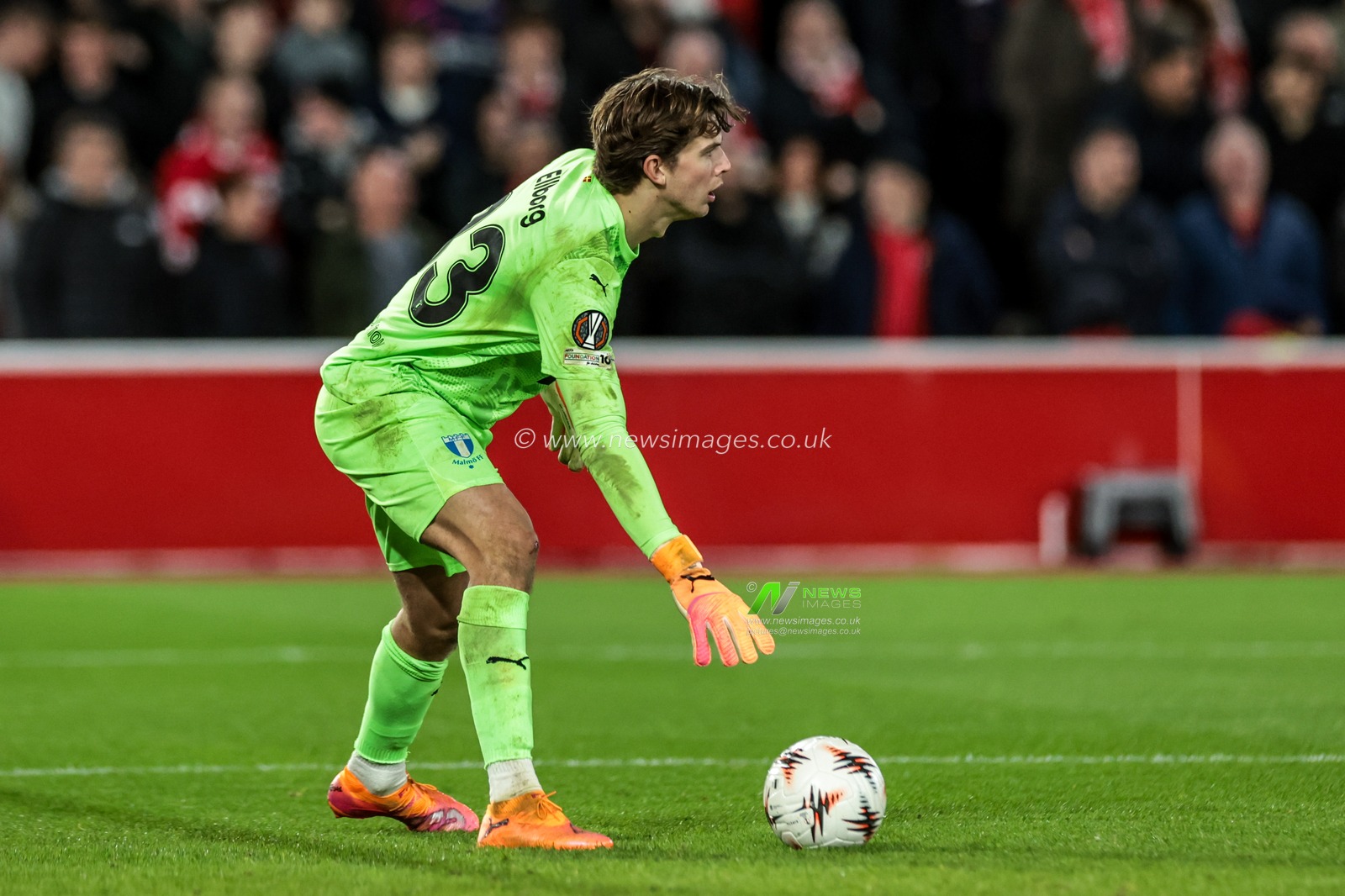 Melker Ellborg of Malmo FF in action during the UEFA Europa League Matchday 5 of 8 Nottingham Forest vs Malmo FF at City Ground, Nottingham, United Kingdom, 27th November 2025

(Photo by Mark Cosgrove/News Images)

*** GER AUT SUI OUT ***