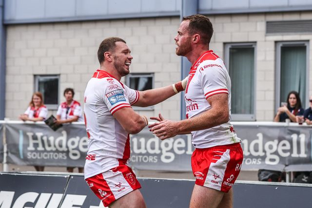 Joe Burgess of Hull KR celebrates his try during the Betfred Super League round 21 match Hull KR vs Castleford Tigers at Sewell Group Craven Park, Kingston upon Hull, United Kingdom, 9th August 2025

(Photo by Alfie Cosgrove/News Images)