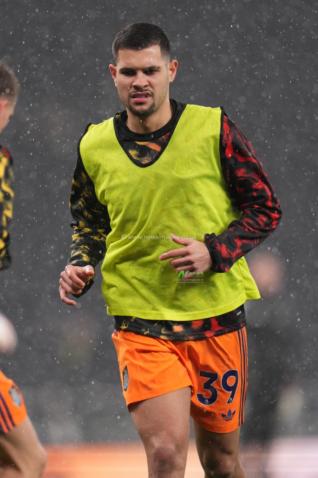 Sven Botman of Newcastle United during the Premier League match Tottenham Hotspur vs Newcastle Untied at Tottenham Hotspur Stadium, London, United Kingdom on 10 February 2026

(Photo by Harvey Murphy/News Images)