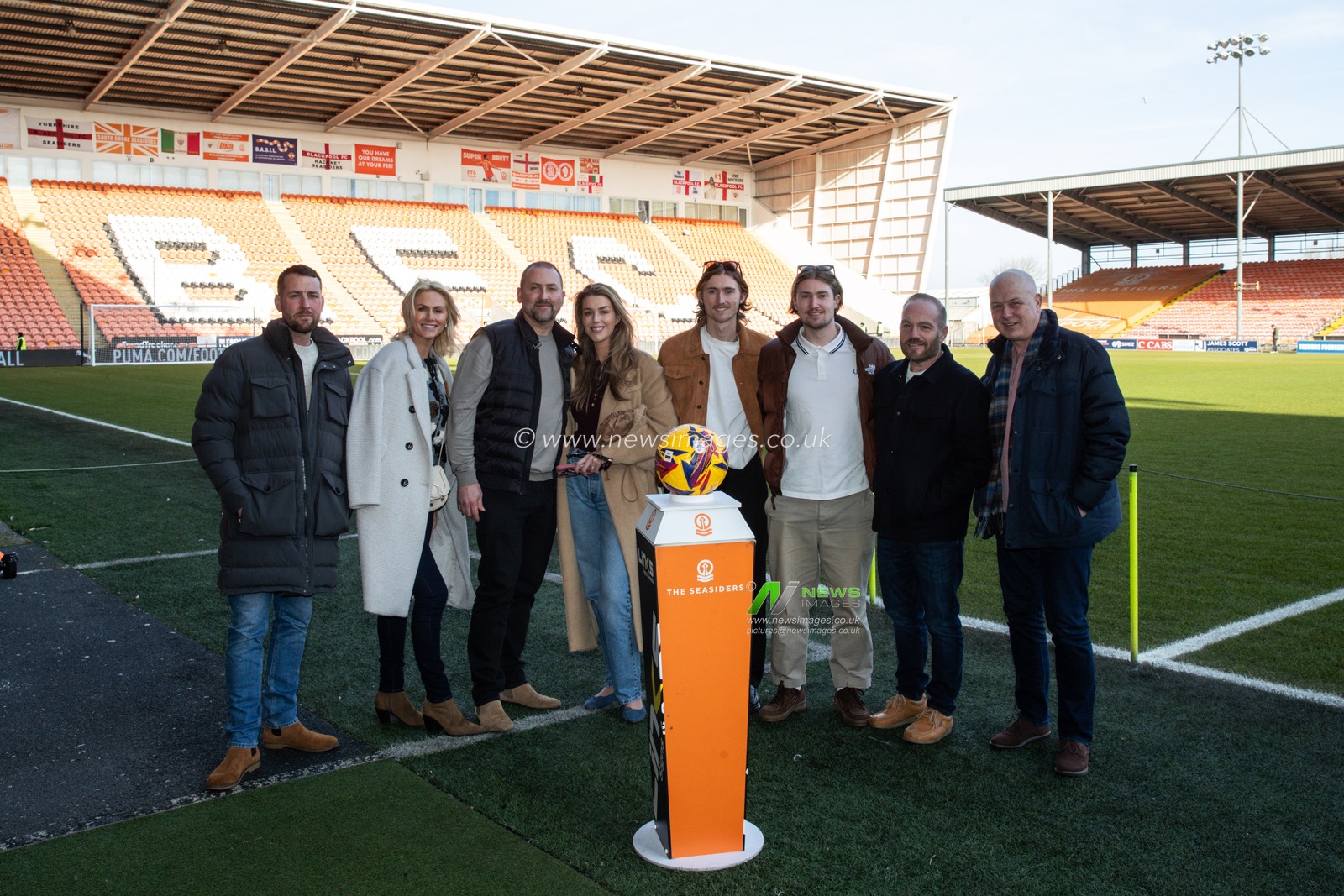 during the Sky Bet League 1 match Blackpool vs Charlton Athletic at Bloomfield Road, Blackpool, United Kingdom, 1st February 2025

(Photo by Gareth Evans/News Images)