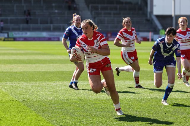 Paige Travis of St Helen’s goes over for a try during the Betfred Women's Challenge Cup Quarter Final match St Helens vs Barrow Raiders at The BrewDog Stadium, St Helens, United Kingdom on 25 April 2026

(Photo by Mark Cosgrove/News Images)