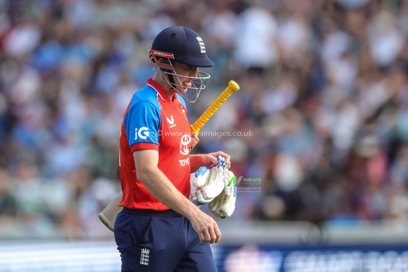 England captain Harry Brook leaves the field of play after being dismissed during the Third Vitality T20 International match England vs India at Trent Bridge, Nottingham, United Kingdom on 07 July 2026

(Photo by Mark Cosgrove/News Images)