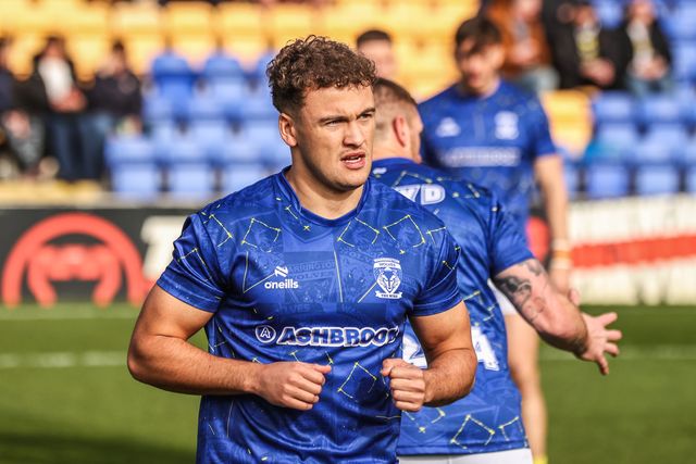 Cai Taylor-Wray of Warrington Wolves in the pregame warmup session during the Betfred Challenge Cup Quarter Final match Warrington Wolves vs Leigh Leopards at The Halliwell Jones Stadium, Warrington, United Kingdom on 11 April 2026

(Photo by Alfie Cosgrove/News Images)
