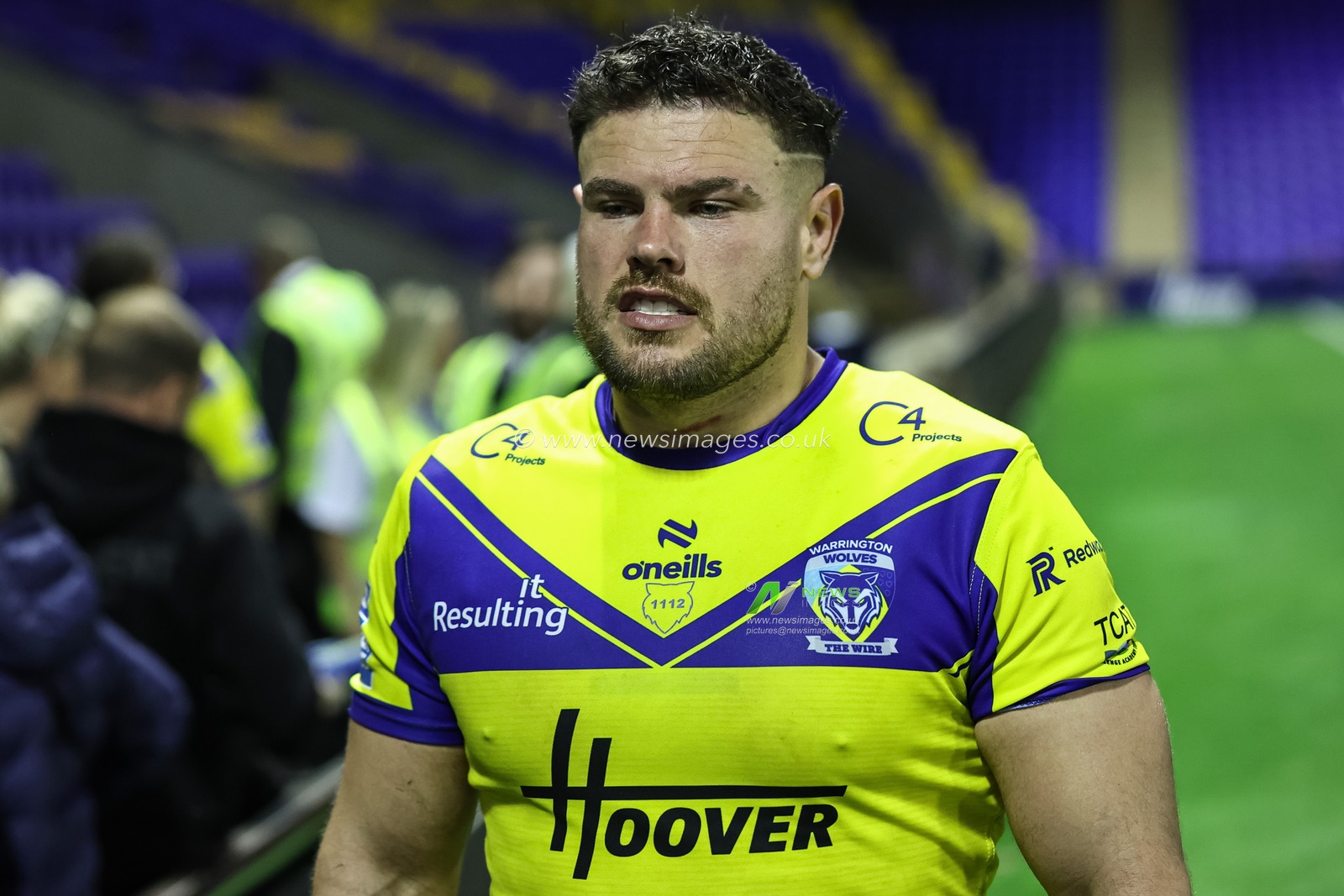 Joe Philbin of Warrington Wolves during the Betfred Super League Round 13 match Warrington Wolves vs Castleford Tigers at Halliwell Jones Stadium, Warrington, United Kingdom, 30th May 2025

(Photo by Mark Cosgrove/News Images)