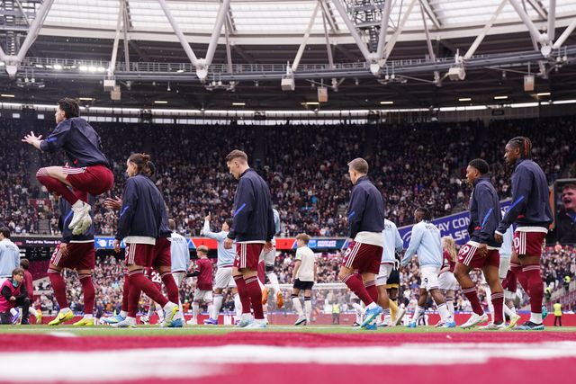 Arsenal players ahead of kick off during the Premier League match West Ham United vs Arsenal at London Stadium, London, United Kingdom on 10 May 2026

(Photo by Harvey Murphy/News Images)