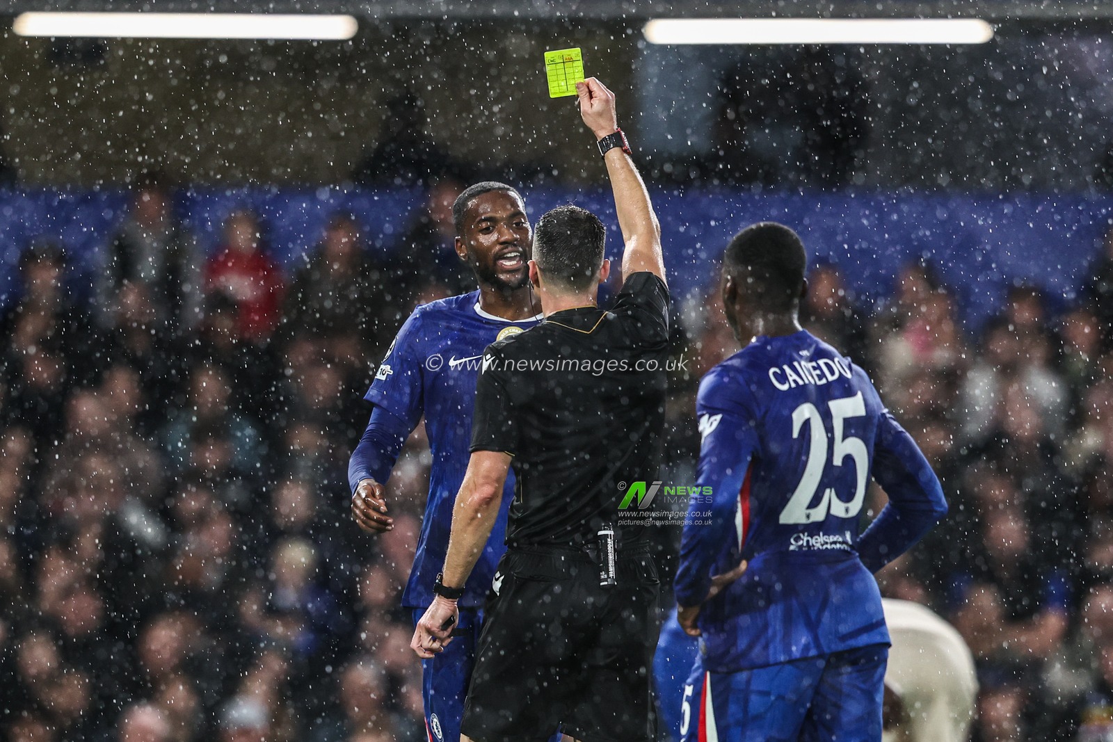 Referee Felix Zwayer gives a yellow card to Tosin Adarabioyo of Chelsea during the UEFA Champions League Matchday 3 of 8 Chelsea vs Ajax at Stamford Bridge, London, United Kingdom, 22nd October 2025

(Photo by Alfie Cosgrove/News Images)