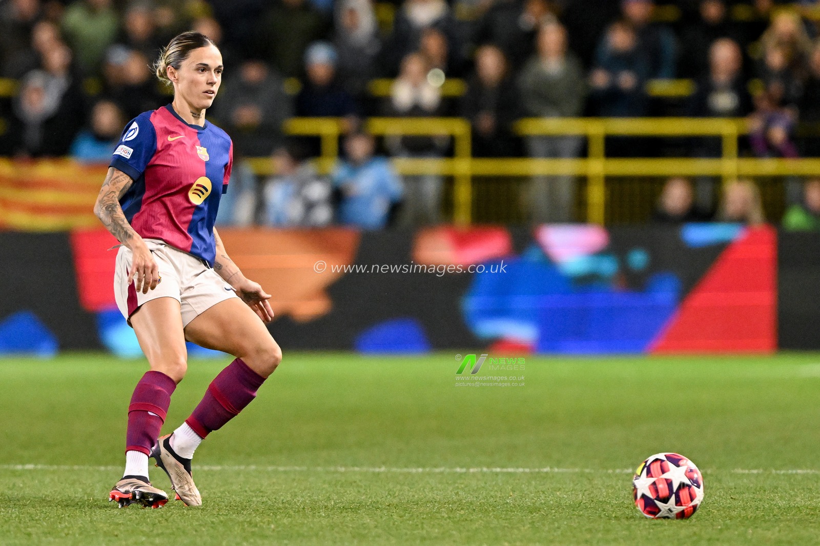 Mapi LeÃ³n of Barcelona FemenÃ­ passes the ball during the UEFA Women's Champions League match  - Group D - Manchester City vs Barcelona at Manchester City Academy Stadium, Manchester, United Kingdom, 9th October 2024

(Photo by Cody Froggatt/News Images)