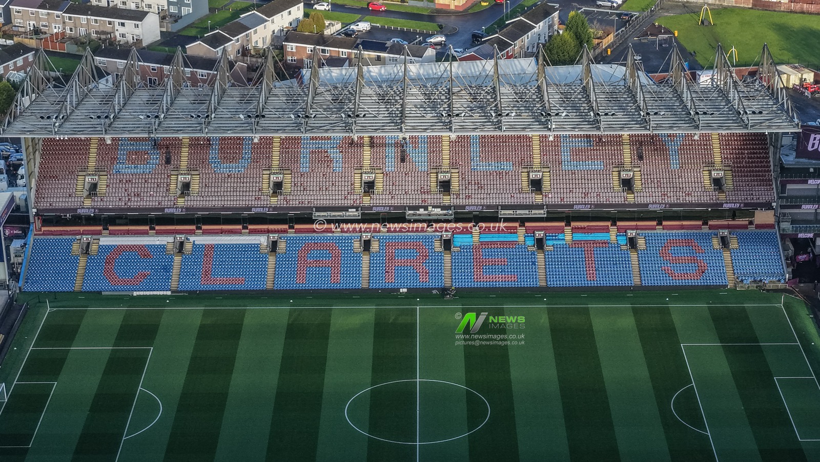 A general aerial view of Turf Moor during the Premier League match Burnley vs Fulham at Turf Moor, Burnley, United Kingdom, 13th December 2025

(Photo by Mark Cosgrove/News Images)

*** GER AUT SUI OUT ***