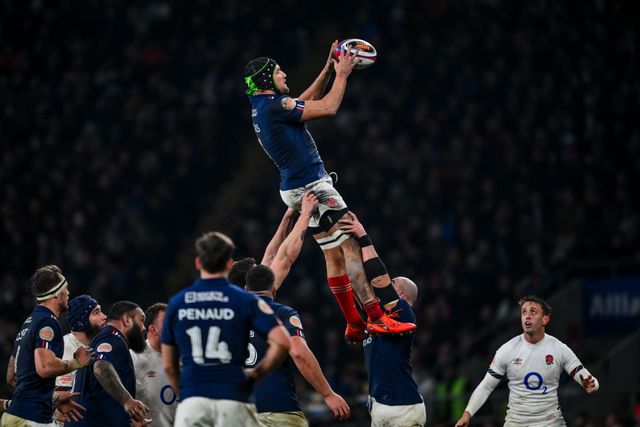 FranÃ§ois Cros of France claims the line out during the 2025 Guinness 6 Nations match England vs France at Allianz Stadium,, Twickenham, United Kingdom, 8th February 2025

(Photo by Craig Thomas/News Images)