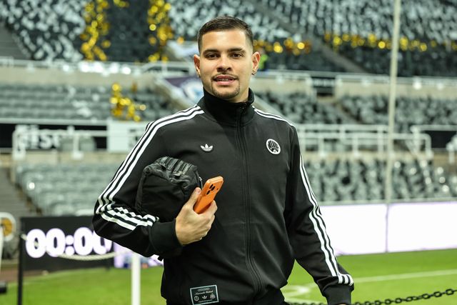 Bruno Guimaraes of Newcastle Untied arrives during the Carabao Cup Semi-finals First Leg Newcastle United vs Manchester City at St. James's Park, Newcastle, United Kingdom, 13th January 2026

(Photo by Mark Cosgrove/News Images)