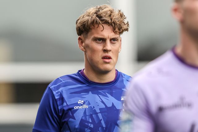 Arron Lindop of Warrington Wolves during pre-game warm up during the Betfred Super League Round 11 match Wakefield Trinity vs Warrington Wolves at DIY Kitchens Stadium, Wakefield, United Kingdom, 18th May 2025

(Photo by Alfie Cosgrove/News Images)