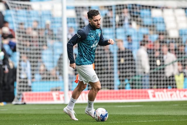 Rayan Cherki of Manchester City in the pregame warmup session during the Emirates FA Cup Quarter-Final match Manchester City vs Liverpool at Etihad Stadium, Manchester, United Kingdom on 04 April 2026

(Photo by Mark Cosgrove/News Images)